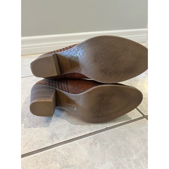 Dolce Vita dv8 Womens Chestnut Brown Suede Ankle Boots Booties Slip On Size 8.5 - Picture 5 of 6